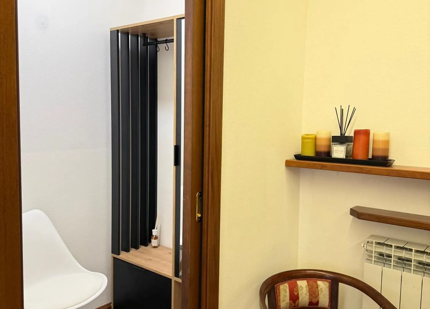 Iride Home - Wellness & Relax Бергамо 0*,  Италия